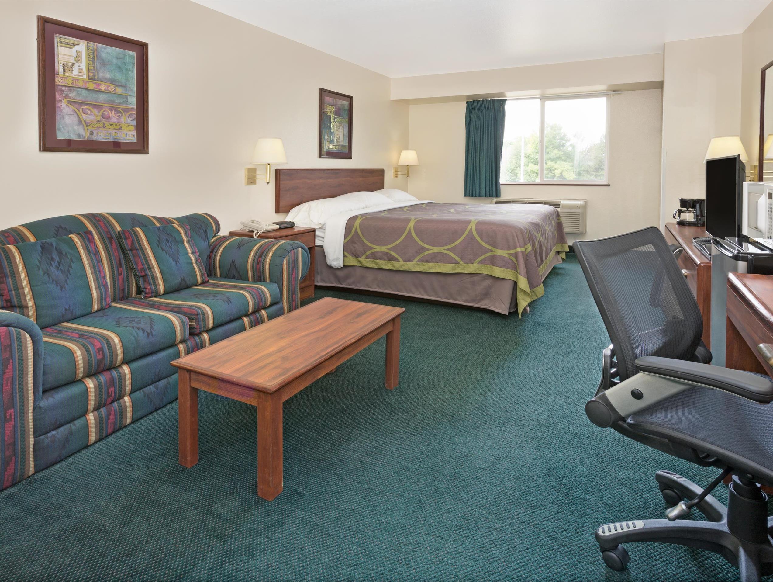 Super 8 By Wyndham Windsor Hotel Exterior foto